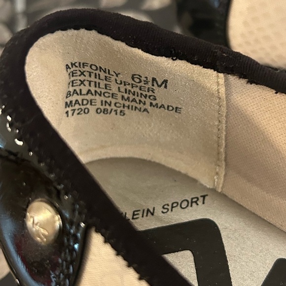 Anne Klein Sport Faux Snake Black Patent Leather Cap Toe Buckle Ballet Flat - Picture 2 of 5